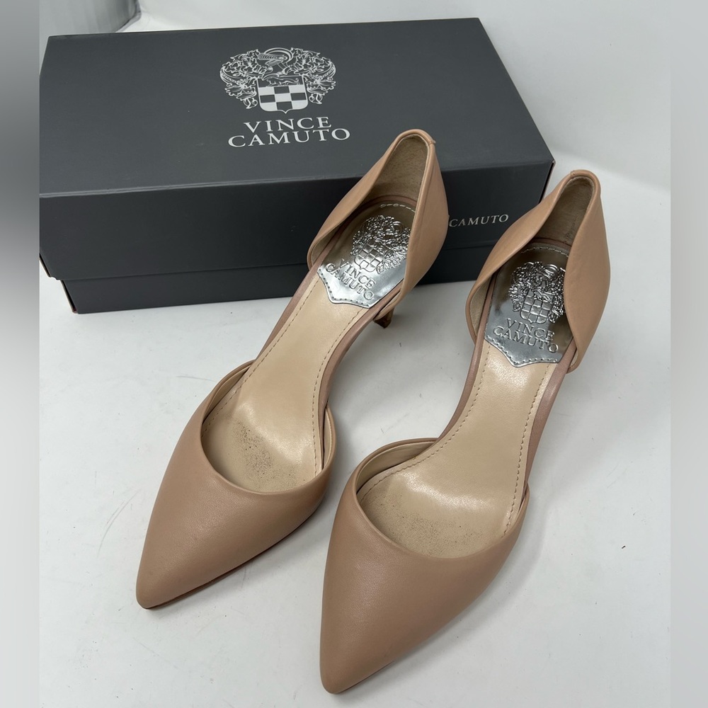 Vince Camuto Women's Nude Pointed Toe Heels